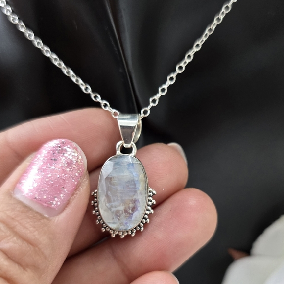 BOHO MOON NECKLACE - Picture 5 of 6